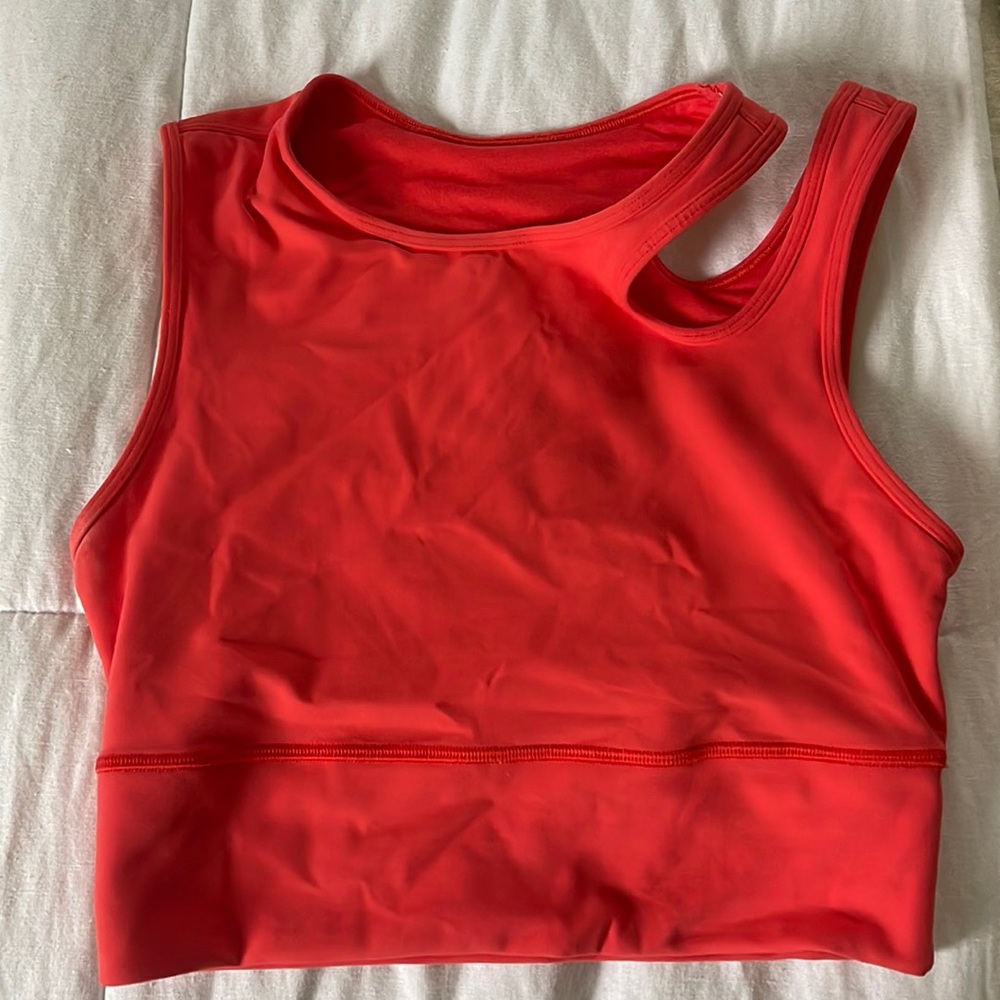 Lululemon top